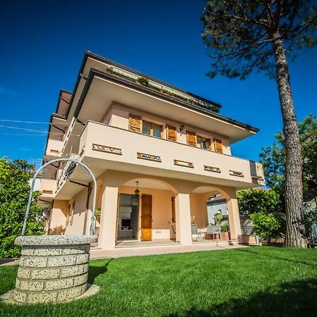 Appartamenti Vicino Al Mare Civitanova Marche Kültér fotó